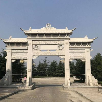 景區墓園入口擺放大理石雕刻仿古建筑三門石牌坊