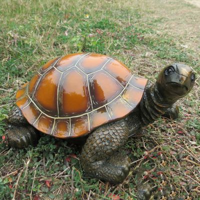 公園草坪創意玻璃鋼浮雕烏龜雕塑